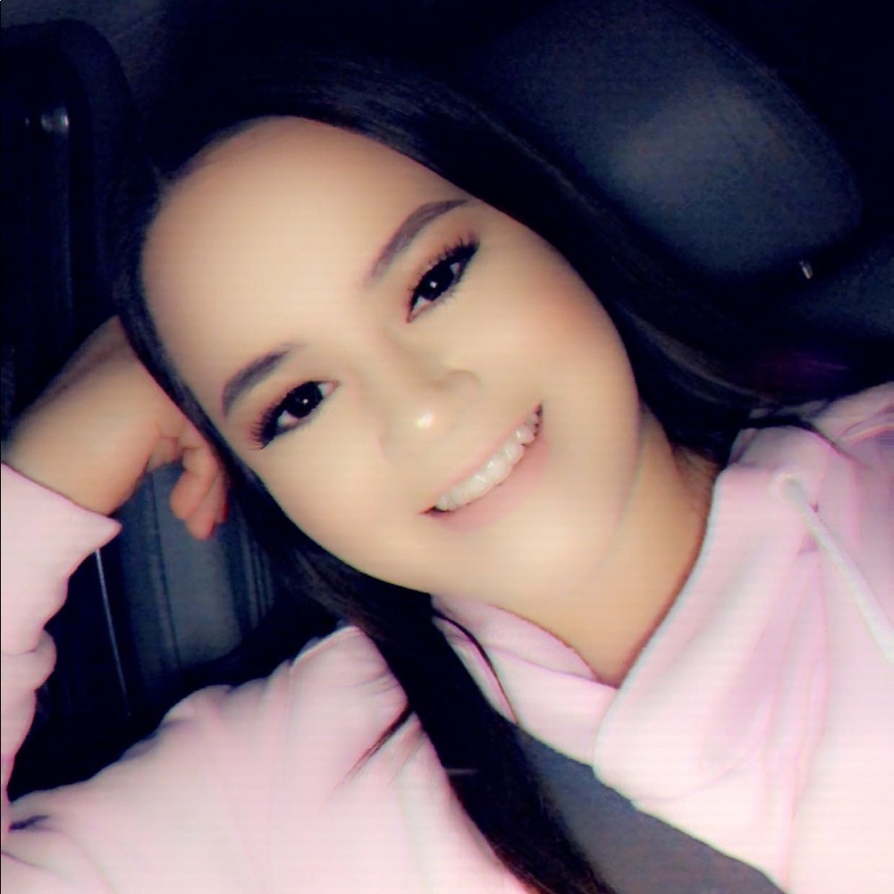 Meet your Posher, Kimberly